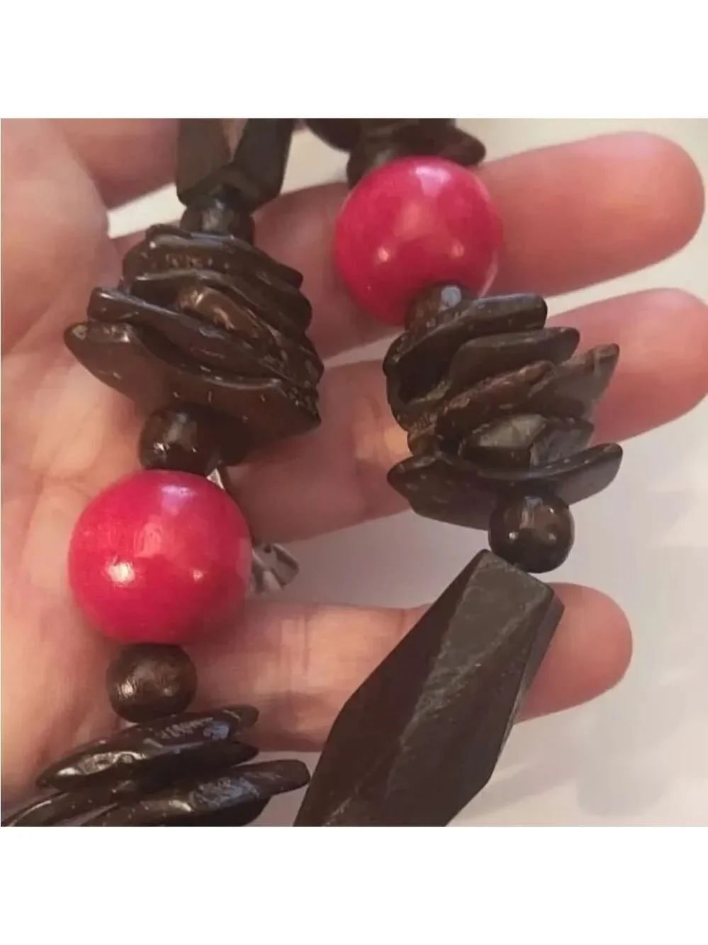 Wooden Elegant Brown and Red Beaded Geometric Necklace 36